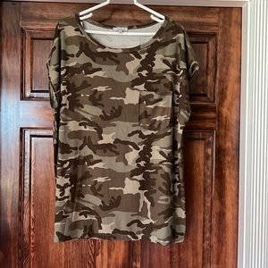 White Birch camouflage cap sleeve top